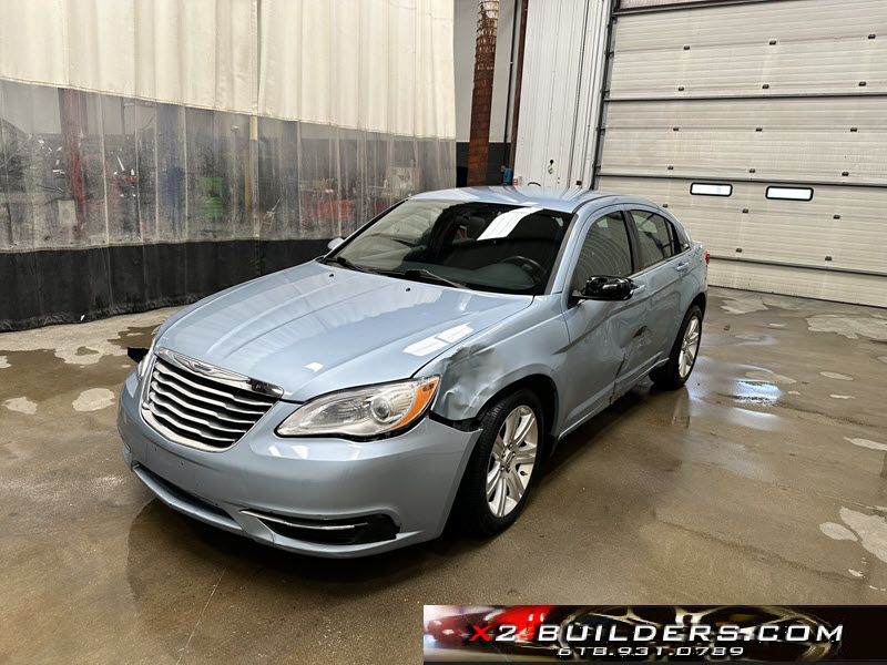 2012 Chrysler 200 Touring